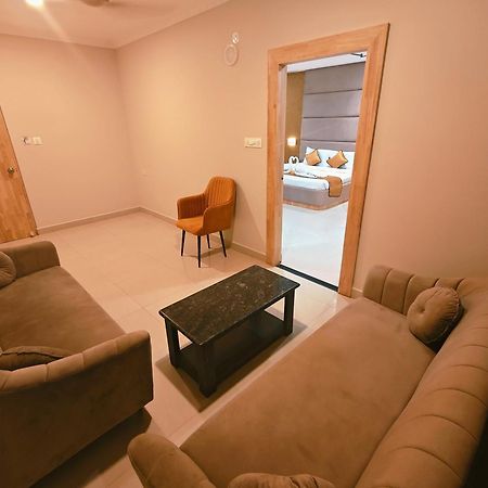 Hotel Mgm Grand Srikalahasti Luaran gambar