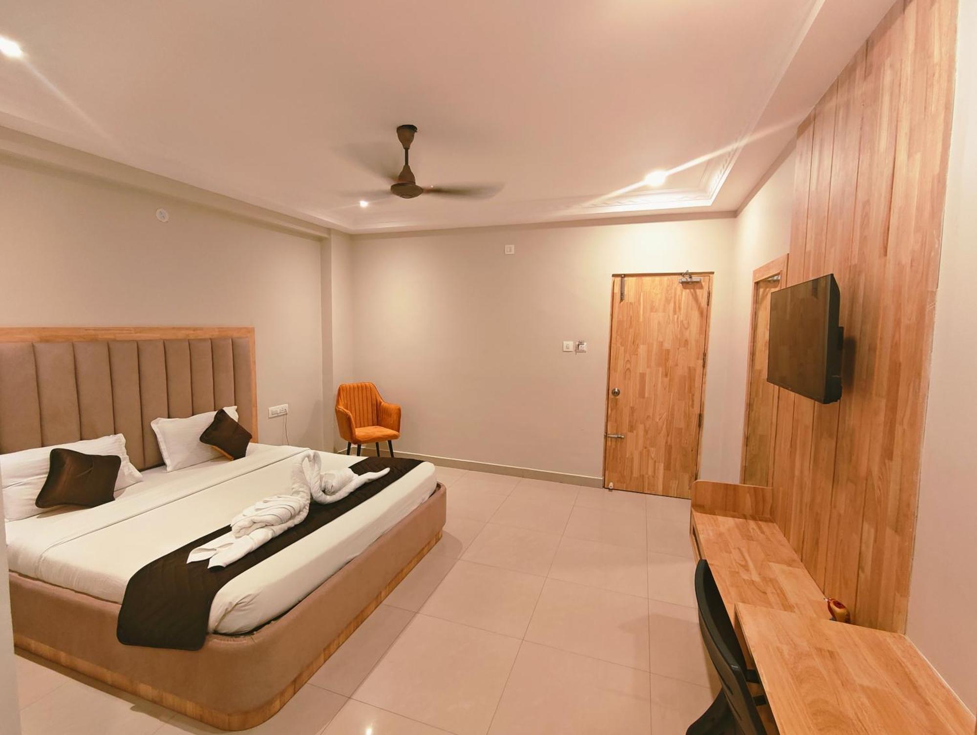 Hotel Mgm Grand Srikalahasti Luaran gambar